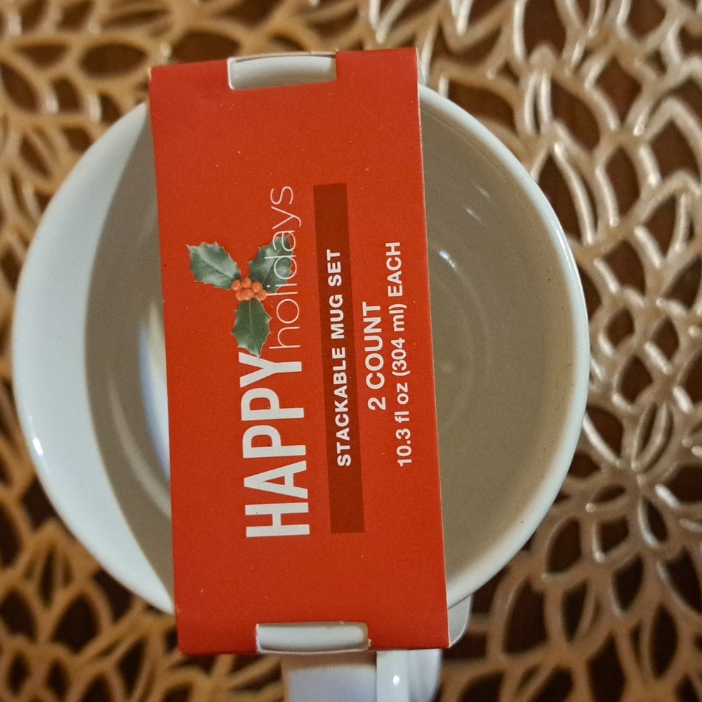 NWT Stackable Xmas mug set - Picture 3 of 3